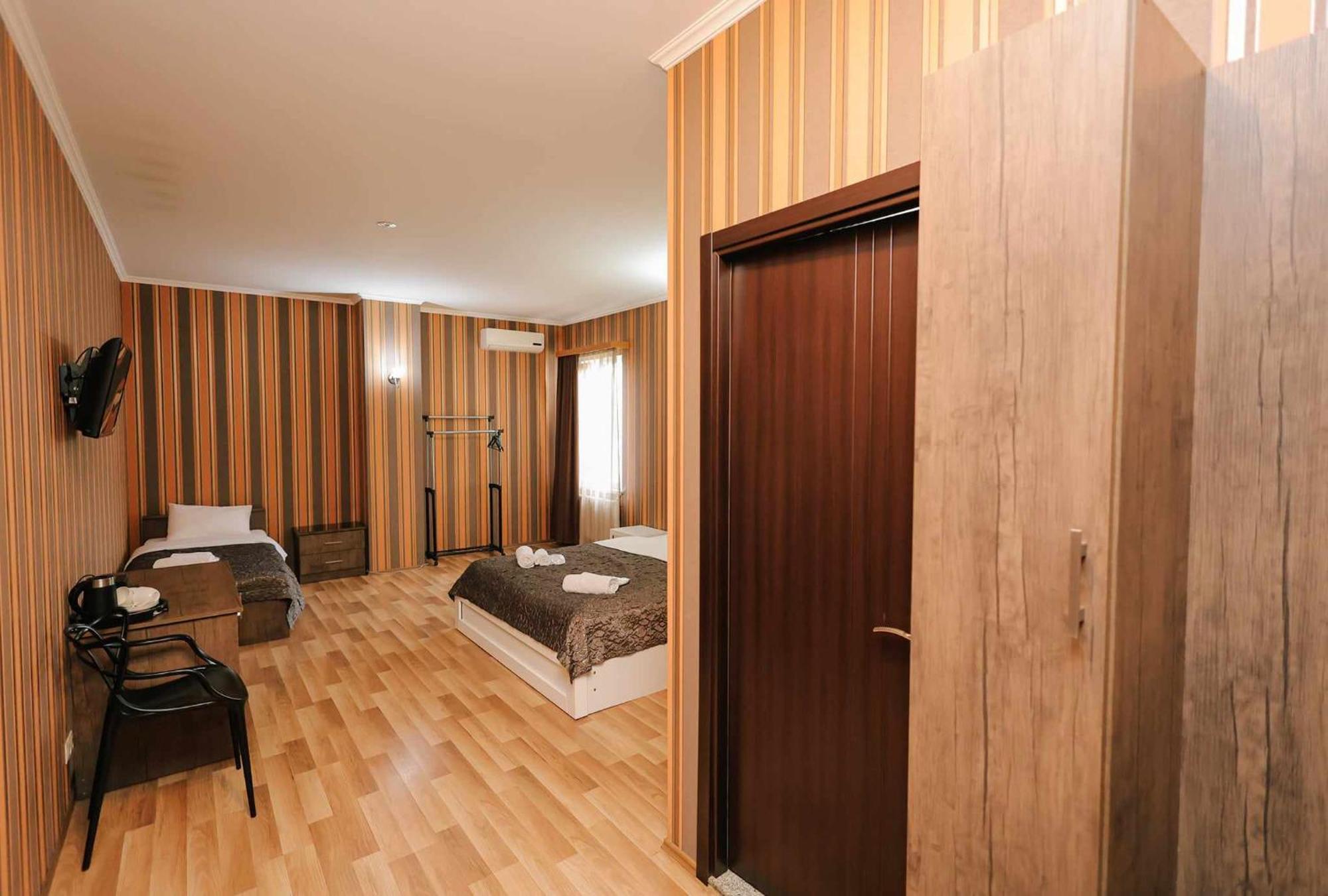 Hotel Darchi Tiflis Exterior foto