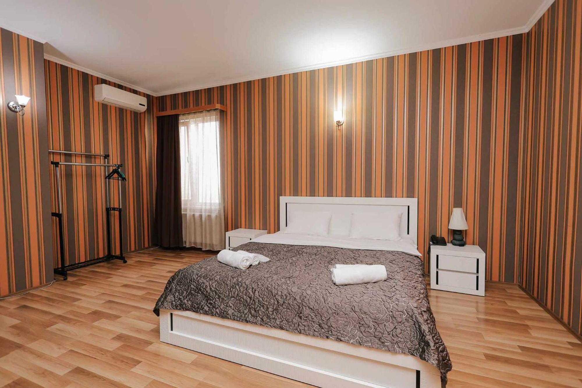 Hotel Darchi Tiflis Exterior foto